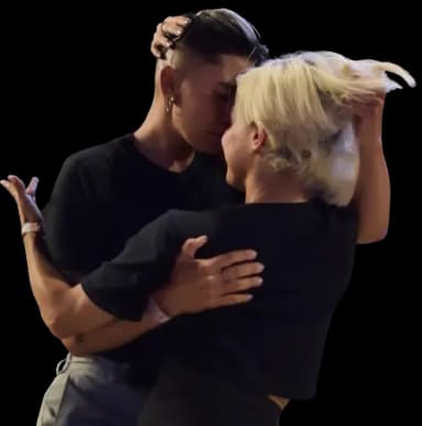 Bailarin: dancers/bachata.webp